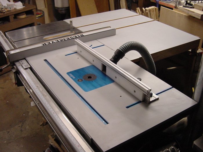 Table Saw Router Extension